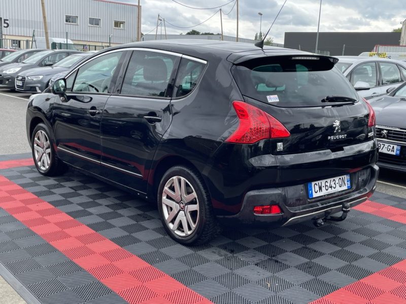 PEUGEOT 3008 2.0 L  HDI HYBRID 4 200CV  GARANTIE 3/12 MOIS 2013