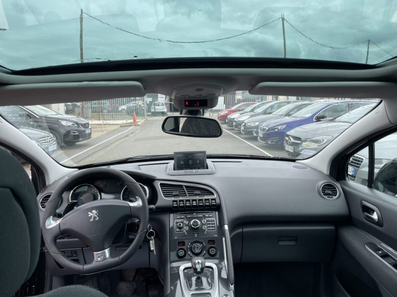 PEUGEOT 3008 2.0 L  HDI HYBRID 4 200CV  GARANTIE 3/12 MOIS 2013