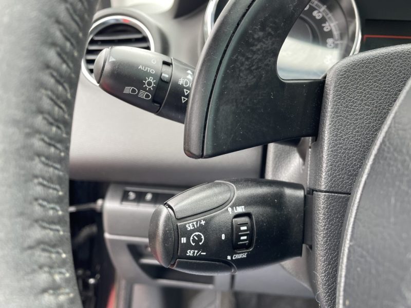 PEUGEOT 3008 2.0 L  HDI HYBRID 4 200CV  GARANTIE 3/12 MOIS 2013