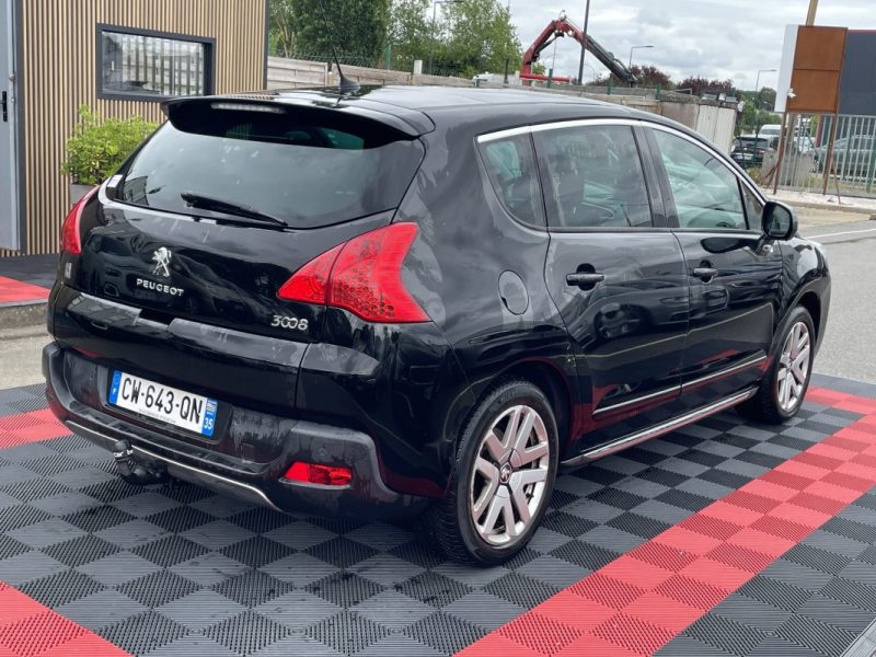 PEUGEOT 3008 2.0 L  HDI HYBRID 4 200CV  GARANTIE 3/12 MOIS 2013
