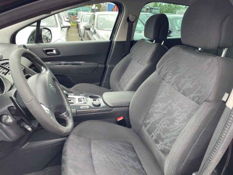 PEUGEOT 3008 2.0 L  HDI HYBRID 4 200CV  GARANTIE 3/12 MOIS 2013