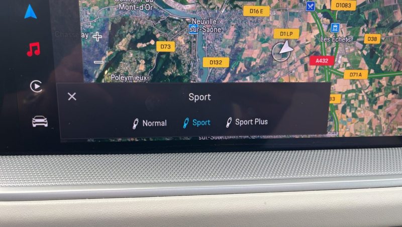 PORSCHE CAYENNE III 3.0 V6 519CH S E-HYBRID PORSCHE APPROVED ECRAN PASSAGER