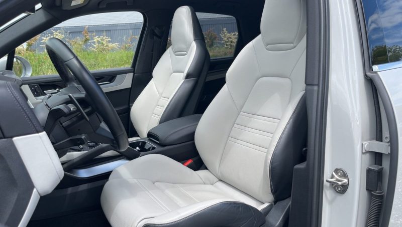 PORSCHE CAYENNE III 3.0 V6 519CH S E-HYBRID PORSCHE APPROVED ECRAN PASSAGER