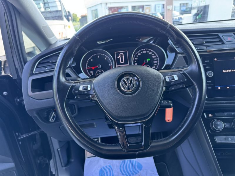 VOLKSWAGEN TOURAN 1.6 TDI 115 BVA 7PLACES CONNECT
