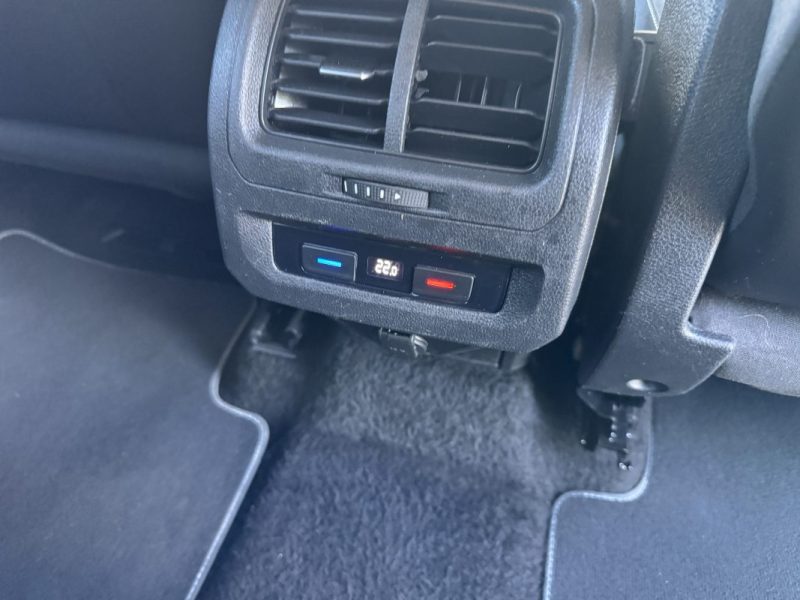 VOLKSWAGEN TOURAN 1.6 TDI 115 BVA 7PLACES CONNECT