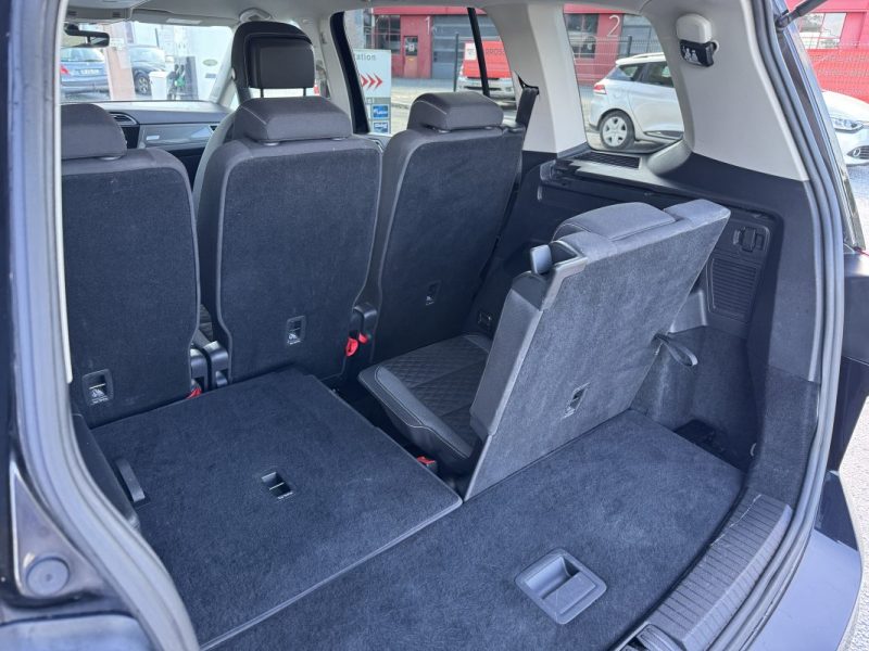 VOLKSWAGEN TOURAN 1.6 TDI 115 BVA 7PLACES CONNECT