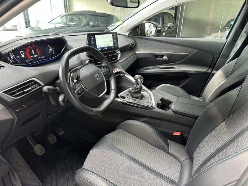 PEUGEOT 3008 BlueHDI 130cv ALLURE PACK