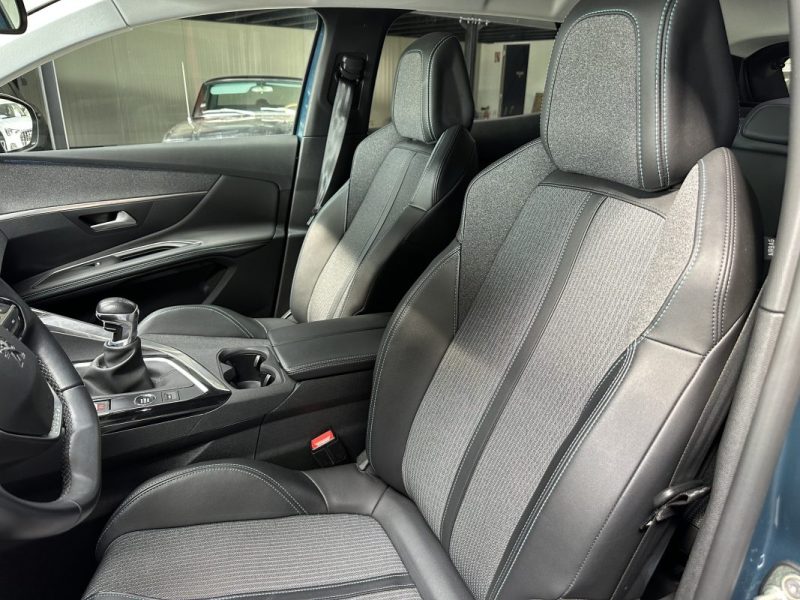 PEUGEOT 3008 BlueHDI 130cv ALLURE PACK