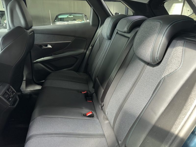 PEUGEOT 3008 BlueHDI 130cv ALLURE PACK