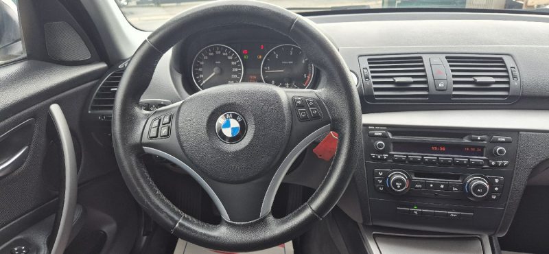 BMW SERIE 1 116D EDITION BLACK AND WHITE 2011