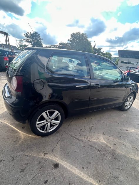 VOLKSWAGEN POLO 1.2 ESSENCE 60CH 