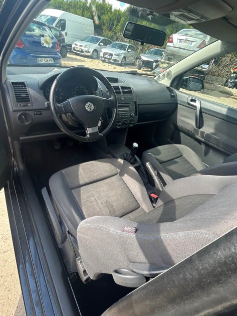 VOLKSWAGEN POLO 1.2 ESSENCE 60CH 