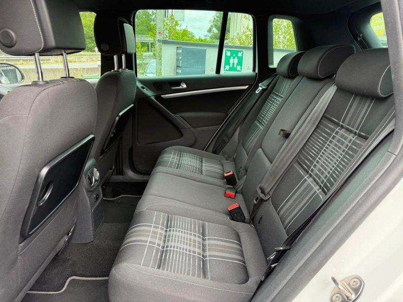 VOLKSWAGEN TIGUAN 2.0 TDI 140CH BLUEMOTION LOUGNE