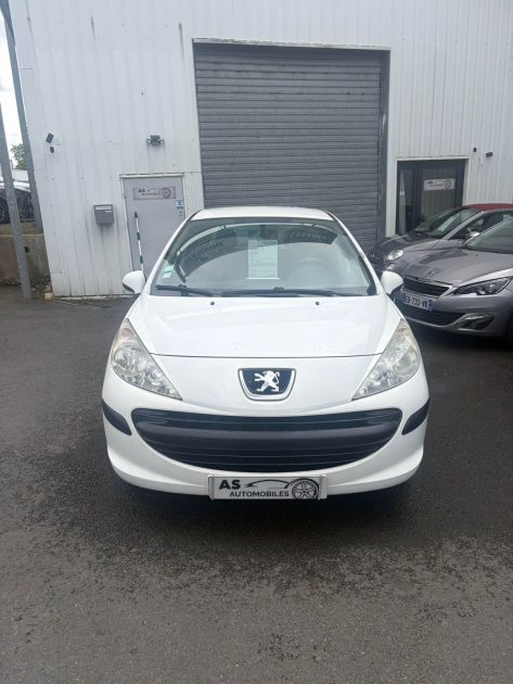 PEUGEOT 207 1.4 VTI 95ch  PREMIUM