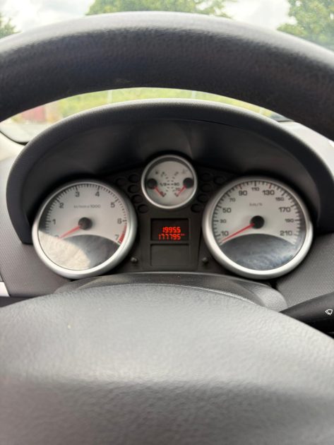PEUGEOT 207 1.4 VTI 95ch  PREMIUM