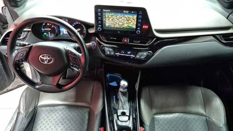 TOYOTA C-HR SUV PHASE 2 HYBRIDE 1.8 DISTINCTIVE 122cv/1 ERE MAIN/TVA RECUPERABLE