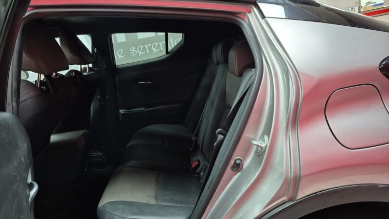 TOYOTA C-HR SUV PHASE 2 HYBRIDE 1.8 DISTINCTIVE 122cv/1 ERE MAIN/TVA RECUPERABLE