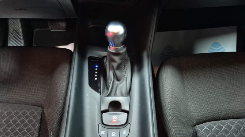 TOYOTA C-HR SUV PHASE 2 HYBRIDE 1.8 DYNAMIC 122cv/1 ERE MAIN/TVA RECUPERABLE