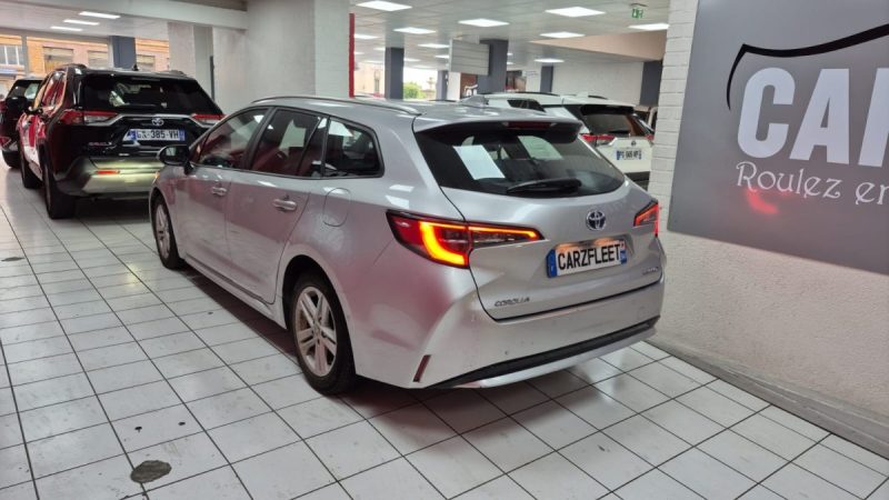 TOYOTA COROLLA TOURING SPORTS 122cv DYNAMIC BUSINESS/1 ERE MAIN/TVA RECUPERABLE
