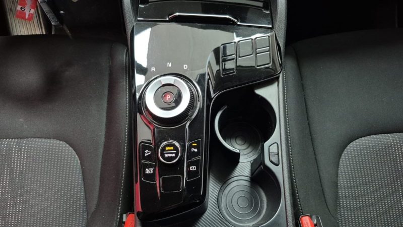 KIA SPORTAGE 1.6 HYBRIDE ESSENCE HEV 230cv ACTIVE/1 ERE MAIN/TVA RECUPERABLE
