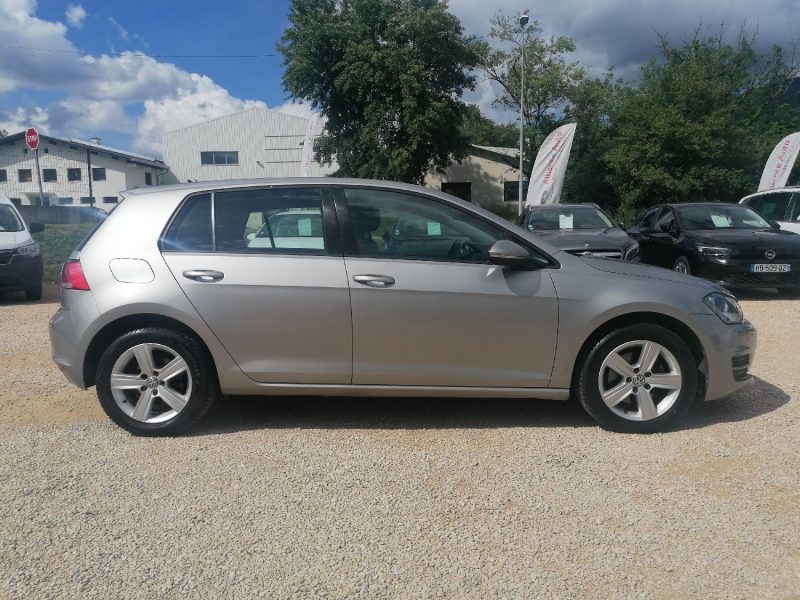 VOLKSWAGEN Golf 7 - 140ch essence 