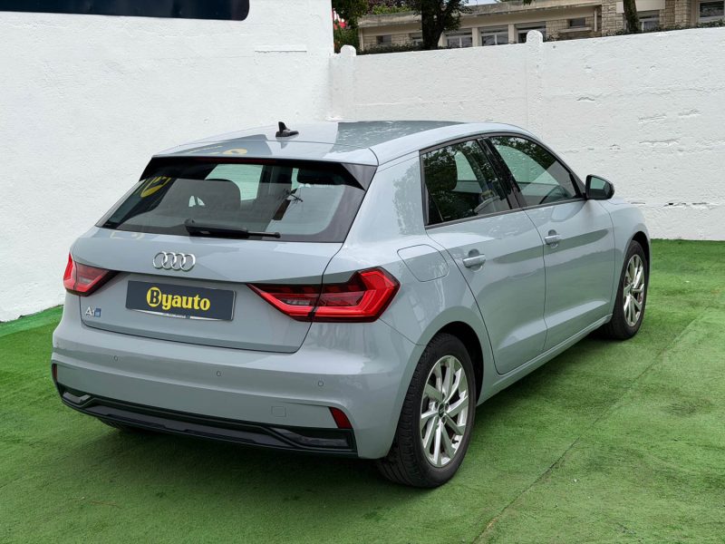 AUDI A1 SPORTBACK 30 TFSI 110 CV DESIGN ORIGINE FRANCE GARANTIE 6 MOIS  