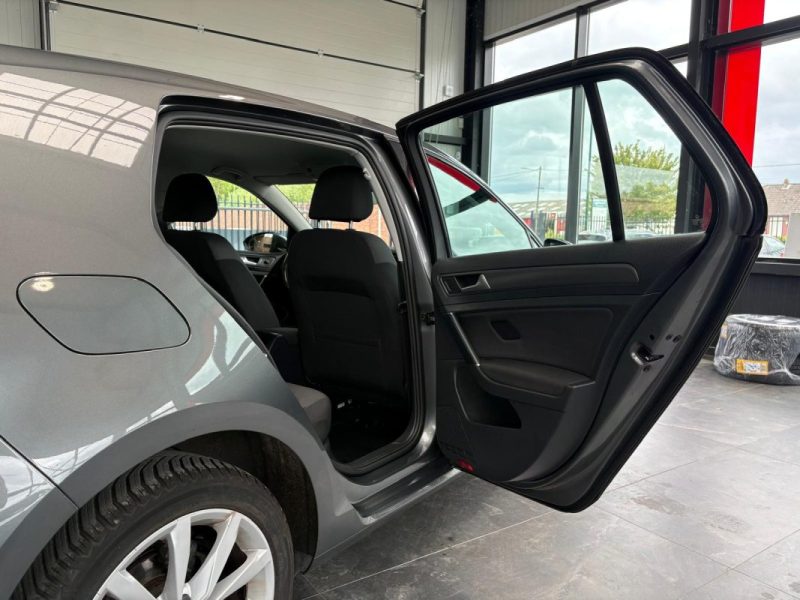 🚗 VOLKSWAGEN GOLF VII 1.6 TDI 115ch ⚙️ BUSINESS 📷 Caméra de recul 📱 Bluetooth 🧭 GPS