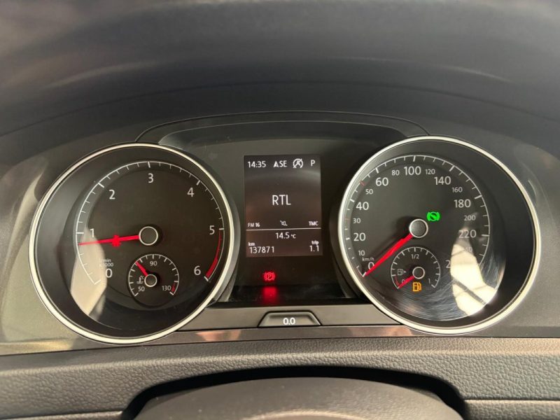 🚗 VOLKSWAGEN GOLF VII 1.6 TDI 115ch ⚙️ BUSINESS 📷 Caméra de recul 📱 Bluetooth 🧭 GPS