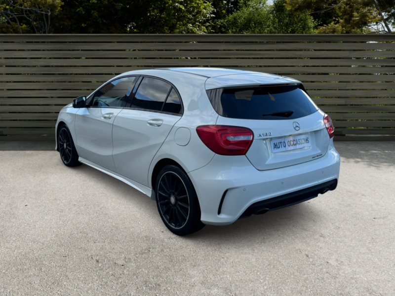 MERCEDES A180 PACK AMG FULL OPTIONS GPS/CLIM/CUIR/XENON 1er MAIN 