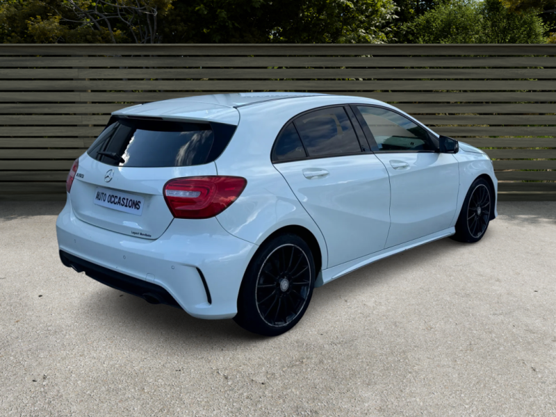 MERCEDES A180 PACK AMG FULL OPTIONS GPS/CLIM/CUIR/XENON 1er MAIN 
