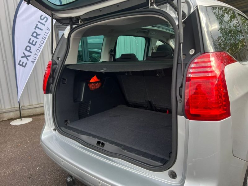 PEUGEOT 5008 BUSINESS-LINE 1,6 HDi 110CV