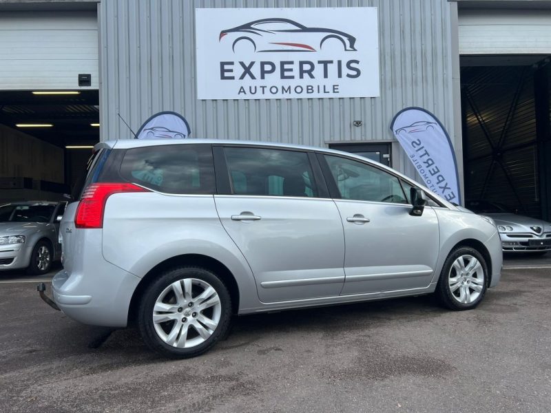 PEUGEOT 5008 BUSINESS-LINE 1,6 HDi 110CV