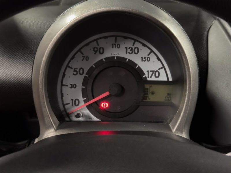 PEUGEOT 107 1.0 68 Cv 5 PORTES / PAIEMENT EN 4 FOIS PAR CB POSSIBLE