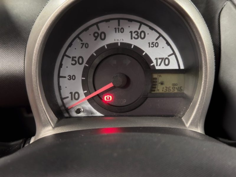 PEUGEOT 107 1.0 68 Cv 5 PORTES / PAIEMENT EN 4 FOIS PAR CB POSSIBLE