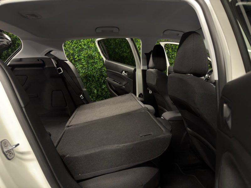 PEUGEOT 308 II PHASE 2 STYLE 1.2 TURBO 110 Cv ECRAN TACTILE / CRIT AIR 1 - GARANTIE 1 AN