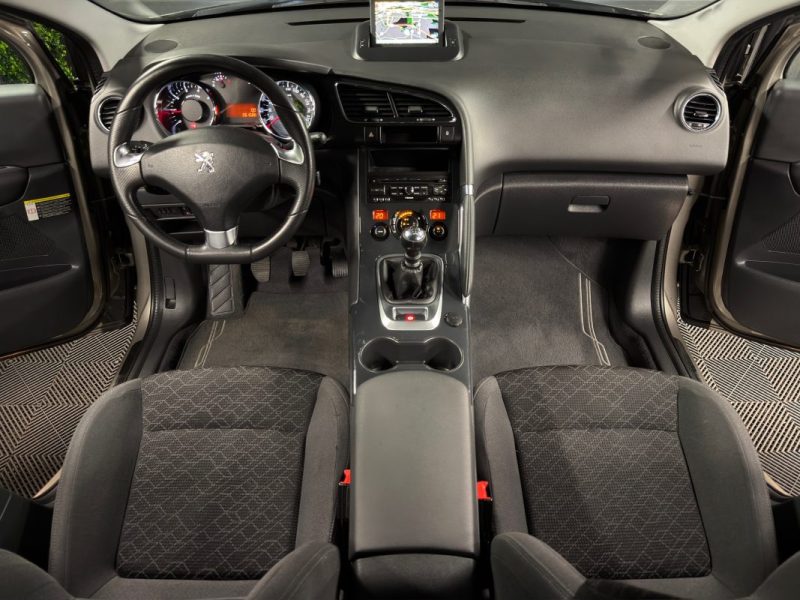 PEUGEOT 3008 PHASE 2 STYLE 1.2 TURBO 130 Cv 1ERE MAIN / ORIGINE FRANCE CRIT AIR 1 - GARANTIE 1 AN