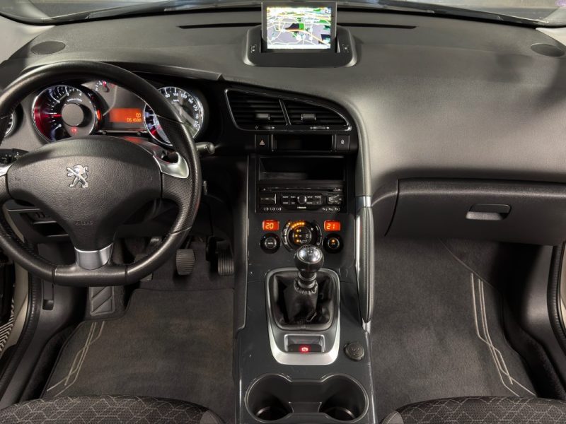 PEUGEOT 3008 PHASE 2 STYLE 1.2 TURBO 130 Cv 1ERE MAIN / ORIGINE FRANCE CRIT AIR 1 - GARANTIE 1 AN