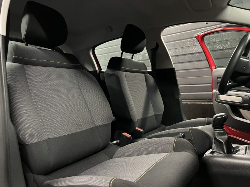 CITROEN C3 III FEEL 1.2 82 Cv 1ERE MAIN / 17 300 Kms APPLE CARPLAY & ANDROID - GARANTIE 1 AN