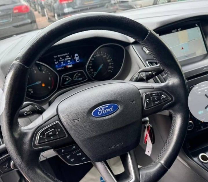 FORD FOCUS  2016
