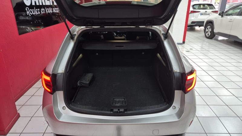 TOYOTA COROLLA TOURING SPORTS 196cv DESIGN/1 ERE MAIN/TVA RECUPERABLE