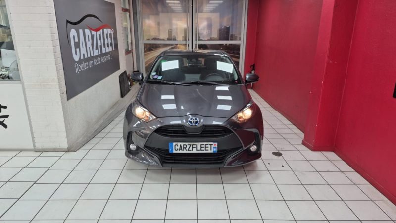 TOYOTA YARIS 4 BERLINE 116cv DYNAMIC BUSINESS/1 ERE MAIN/TVA RECUPERABLE