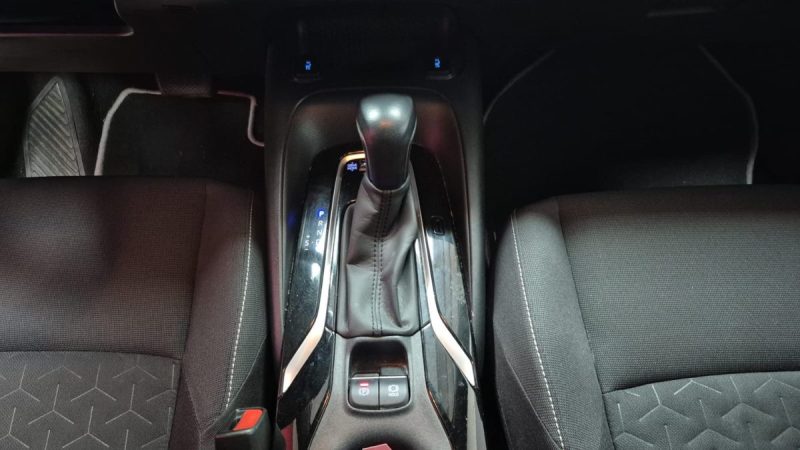 TOYOTA COROLLA TOURING SPORTS 184cv DYNAMIC BUSINESS/1 ERE MAIN/TVA RECUPERABLE