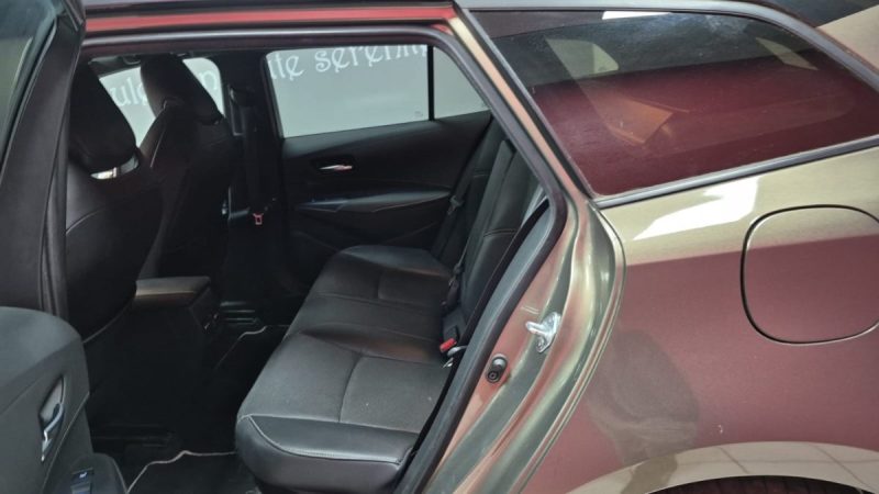 TOYOTA COROLLA TOURING SPORTS 184cv COLLECTION + TOIT PANORAMIQUE/1 ERE MAIN/TVA RECUPERABLE