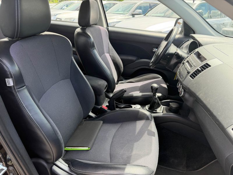PEUGEOT 4007 2.2 HDI 156CH 4WD 4X4 7 PLACES GARANTIE 1ERE MAIN 