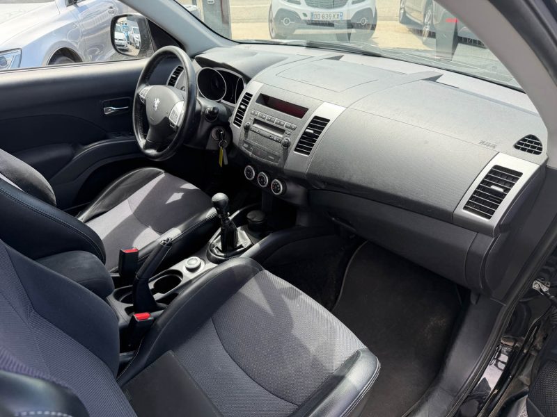 PEUGEOT 4007 2.2 HDI 156CH 4WD 4X4 7 PLACES GARANTIE 1ERE MAIN 