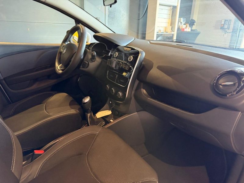 RENAULT CLIO IV TCE 90 TREND 