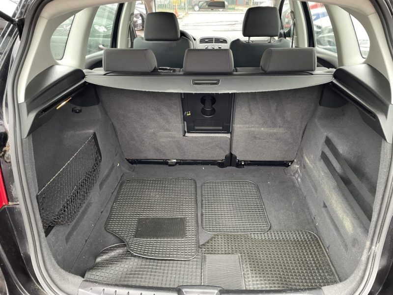 SEAT ALTEA XL 1.6 TDI90 FAP RÉFERENCE 2011