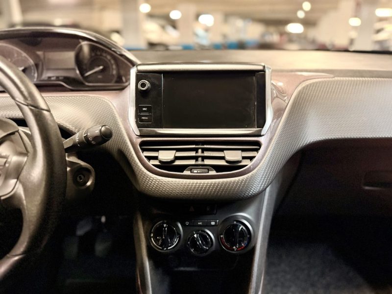 PEUGEOT 2008 1.2 PURE TECH 82 Active