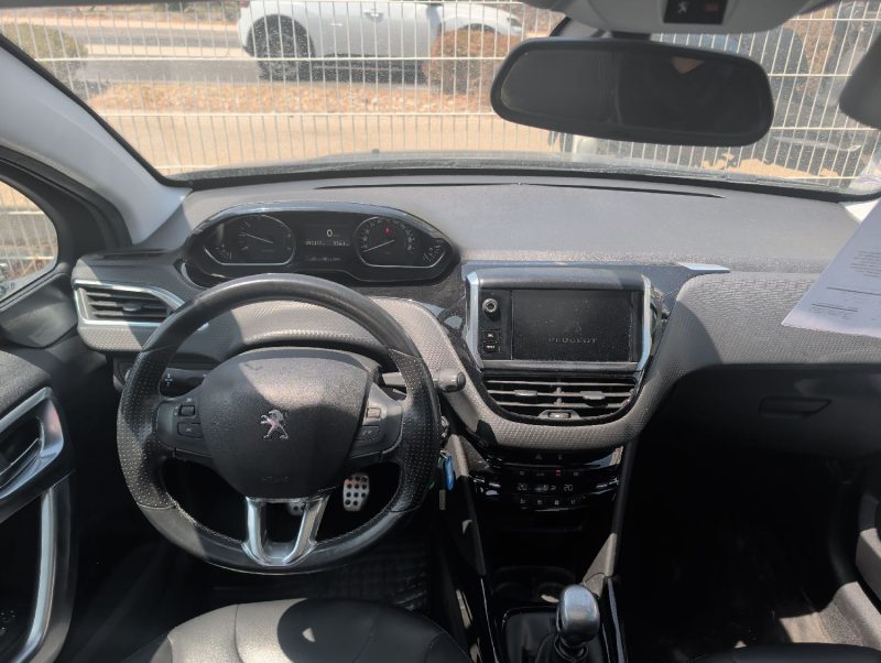 PEUGEOT 2008 1.2 PURE TECH 130CH CROSSWAY 9 ALL  GRIPP CONTROLE FULL OPTIONS GARANTIE 12 MOIS   