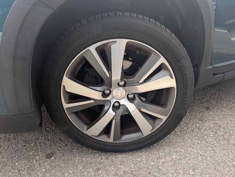 PEUGEOT 2008 1.2 PURE TECH 130CH CROSSWAY 9 ALL  GRIPP CONTROLE FULL OPTIONS GARANTIE 12 MOIS   